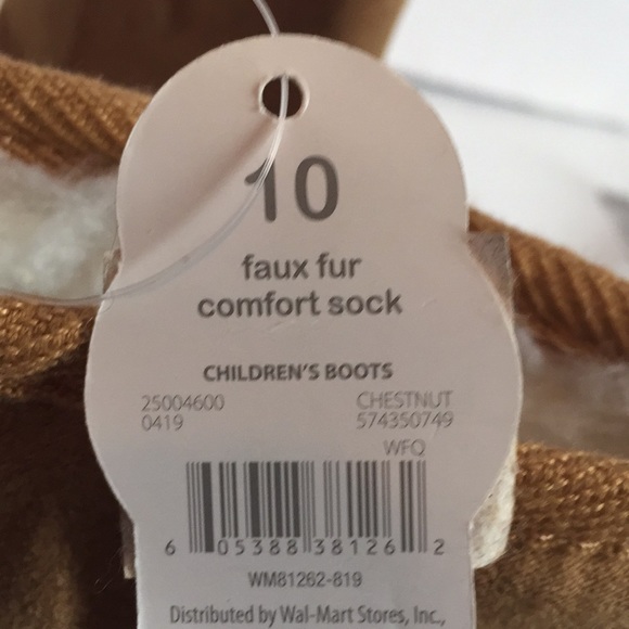 🆕 girls tan faux fur boots  size 10 - Picture 7 of 10